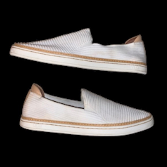 UGG Sammy white slip ons slides women’s loafers shoes size 8 - Picture 5 of 12